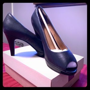 Black peep toe Clark’s